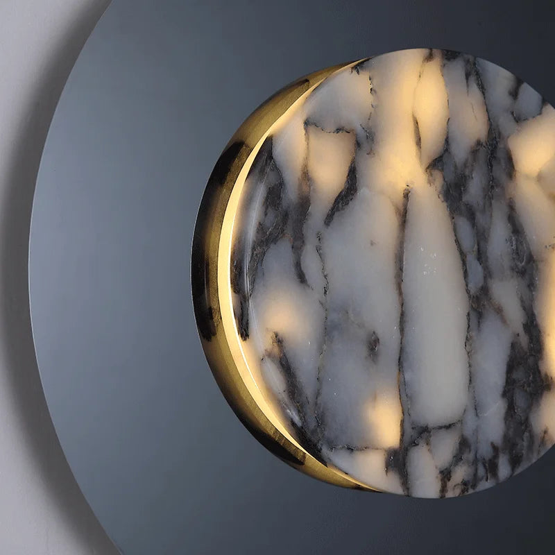 Sculptural Alabaster Disc Sconce — Ø30cm Natural Stone (Touch)
