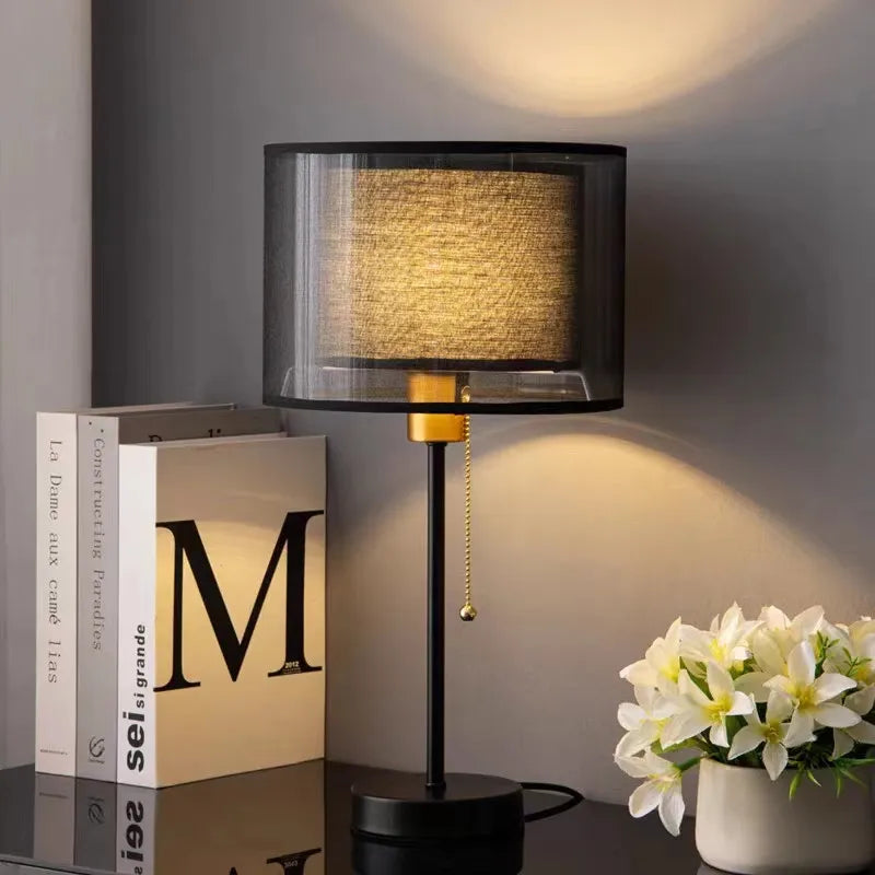 Vintage Luxury Fabric Table Lamp — Gold &amp; Black (Dimmable)